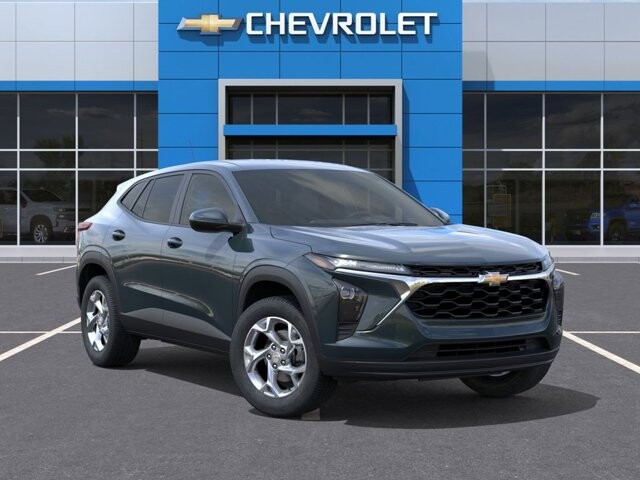 2026 Chevrolet Trax in Burlington, WI 53105 - 18137739 8