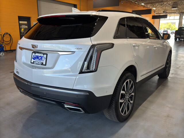 2023 Cadillac XT5 in Burlington, WI 53105 - 18137747 5