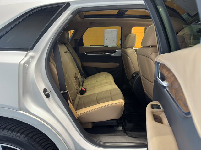 2023 Cadillac XT5 in Burlington, WI 53105 - 18137747 19