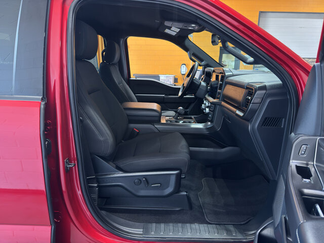 2024 Ford F150 in Burlington, WI 53105 - 18137750 21