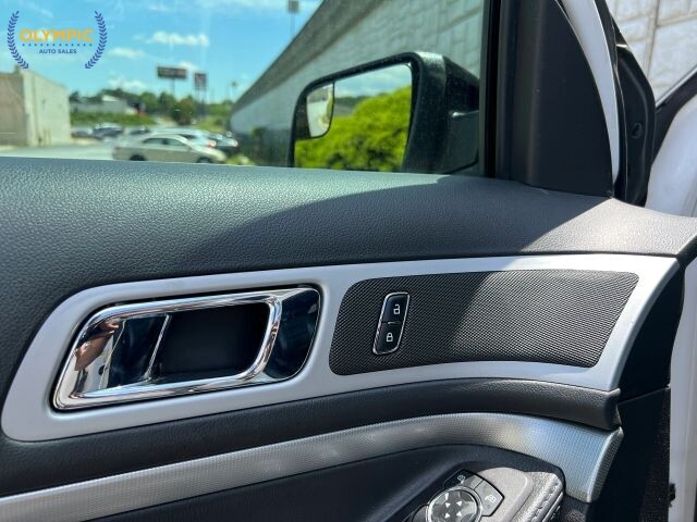 2014 Ford Explorer in Decatur, GA 30032 - 18137759 38