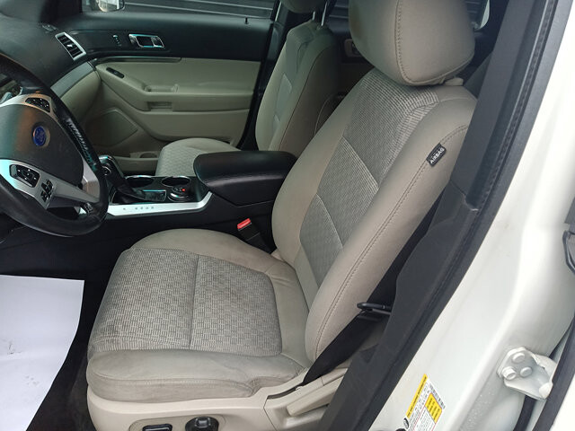 2012 Ford Explorer in DuBois, PA 15801 - 18137762 7