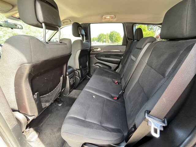 2012 Jeep Grand Cherokee in Flowery Branch, GA 30542 - 18137780 10