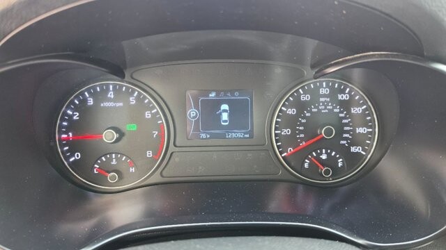 2018 Kia Optima in Cartersville, GA 30120 - 18137781 12