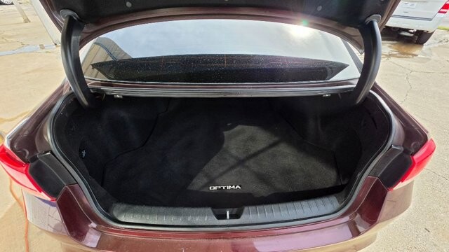 2018 Kia Optima in Cartersville, GA 30120 - 18137781 18