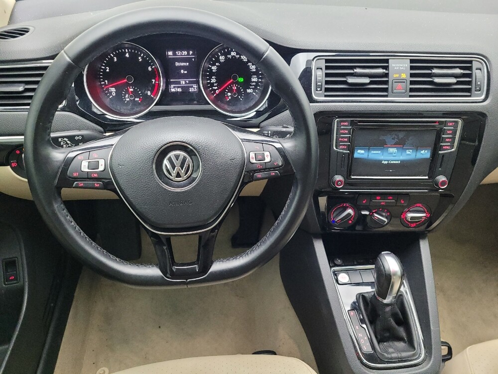 2016 Volkswagen Jetta in Orlando, FL 32808 - 18137782 22