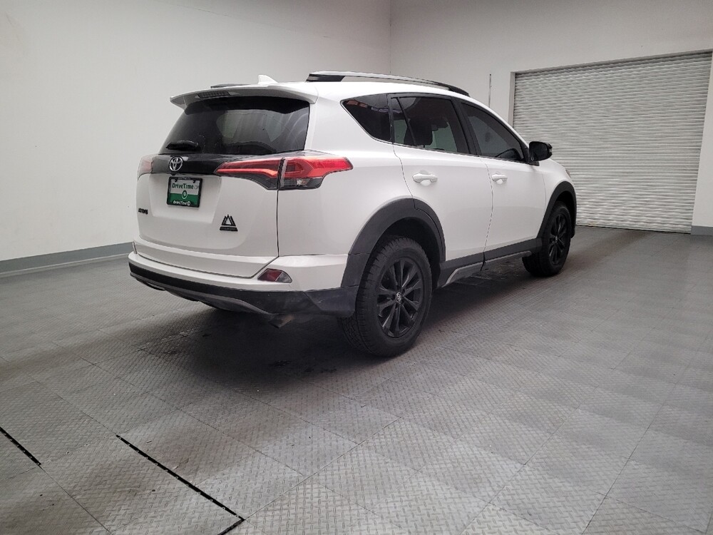 2018 Toyota RAV4 in Downey, CA 90241 - 18137785 9