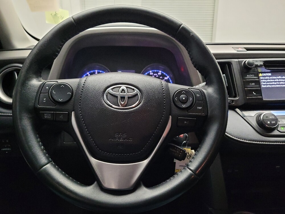 2018 Toyota RAV4 in Downey, CA 90241 - 18137785 22