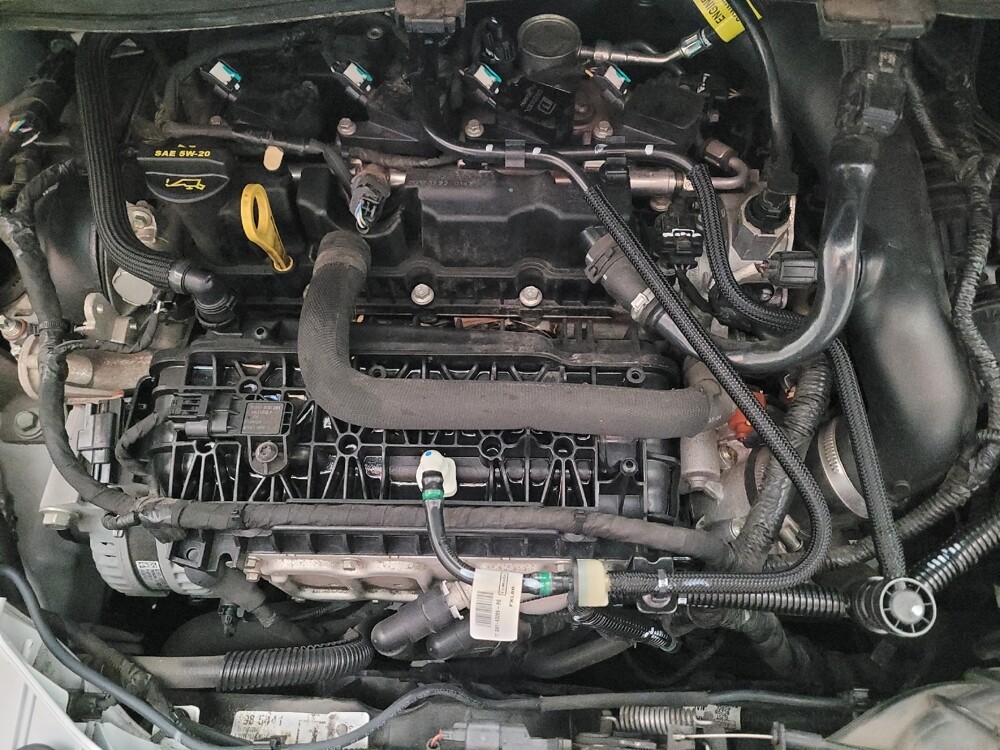 2019 Ford Escape in Riverside, CA 92504 - 18137788 30