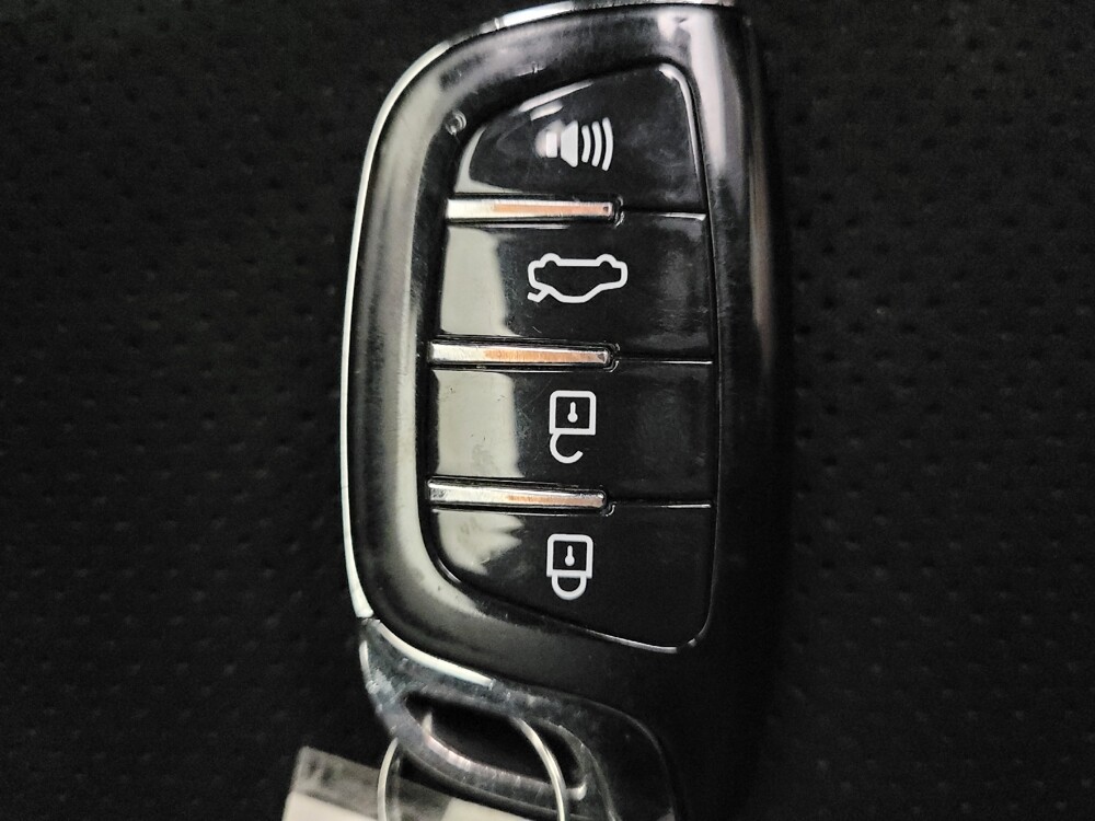 2018 Jeep Grand Cherokee in Riverside, CA 92504 - 18137791 32