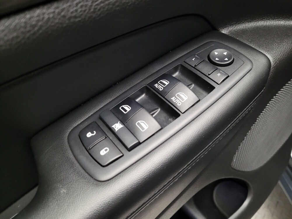 2018 Jeep Grand Cherokee in Riverside, CA 92504 - 18137791 27