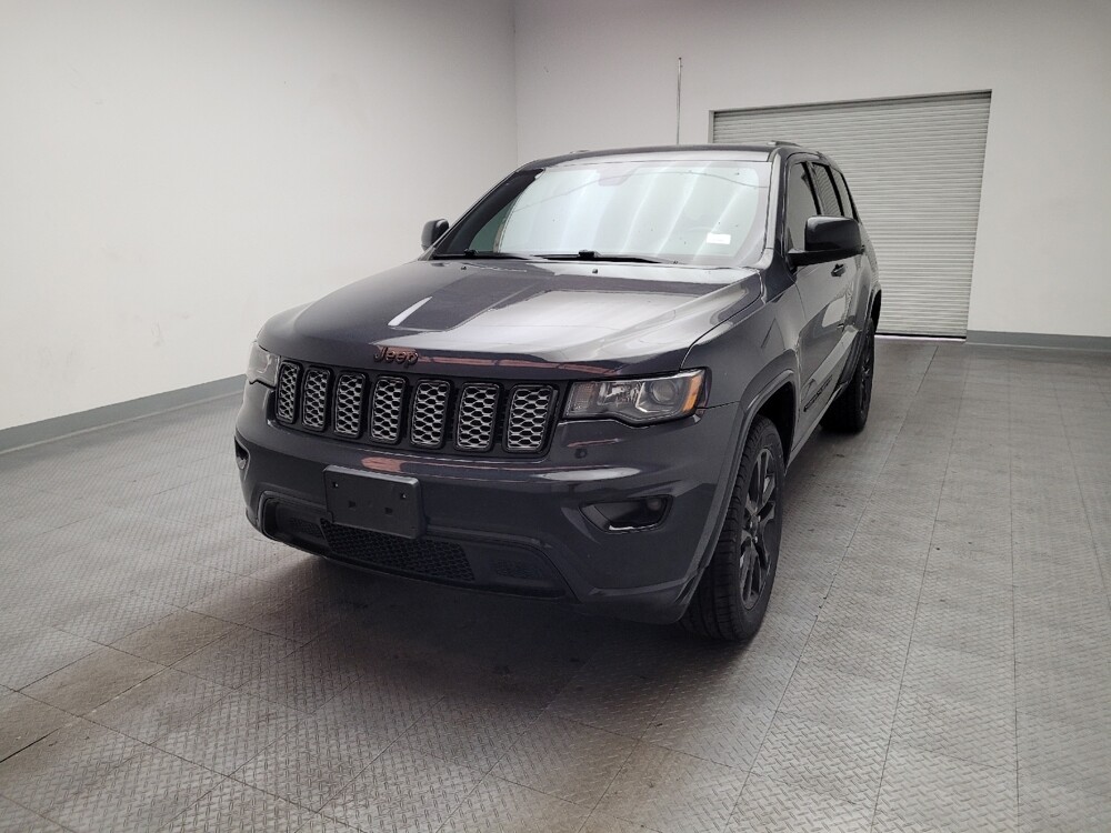 2018 Jeep Grand Cherokee in Riverside, CA 92504 - 18137791 15