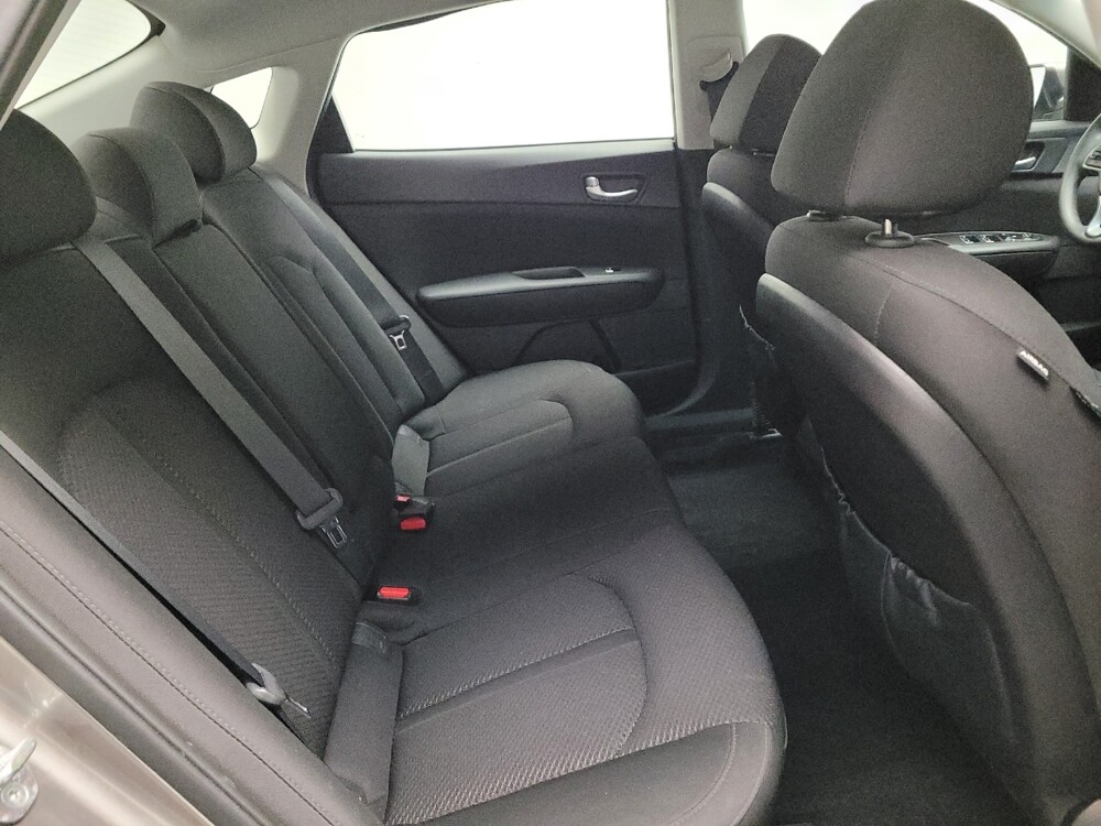 2016 Kia Optima in Riverside, CA 92504 - 18137794 19