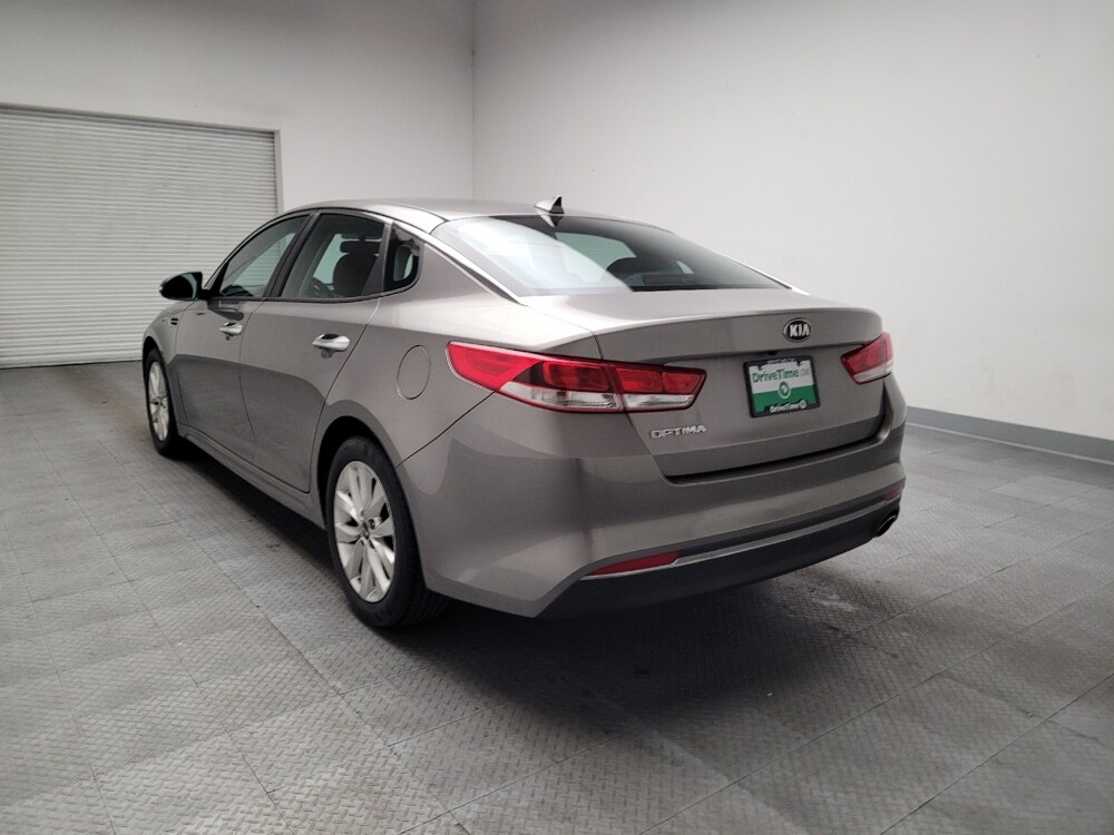 2016 Kia Optima in Riverside, CA 92504 - 18137794 5