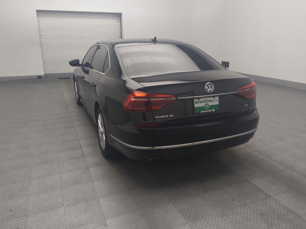 2018 Volkswagen Passat in Stone Mountain, GA 30083 - 18137802 5