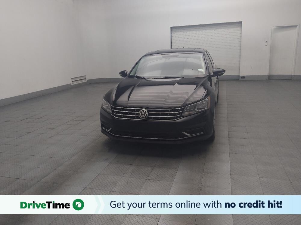 2018 Volkswagen Passat in Stone Mountain, GA 30083 - 18137802