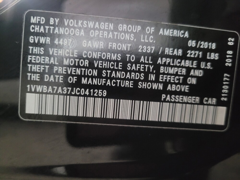 2018 Volkswagen Passat in Stone Mountain, GA 30083 - 18137802 33