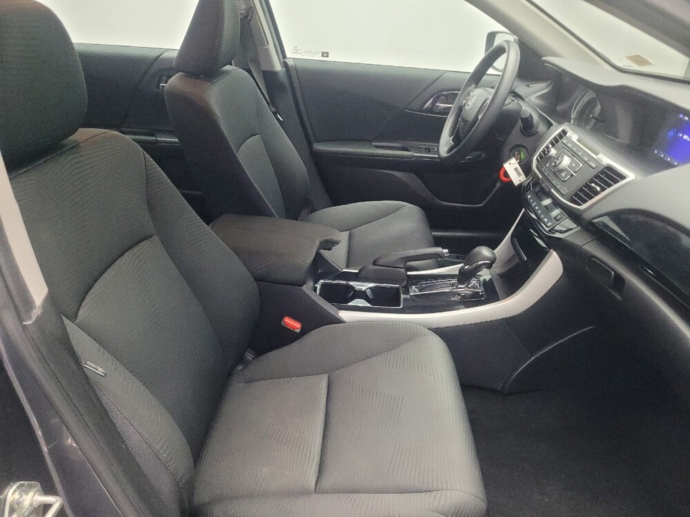 2017 Honda Accord in Macon, GA 31210 - 18137805 21