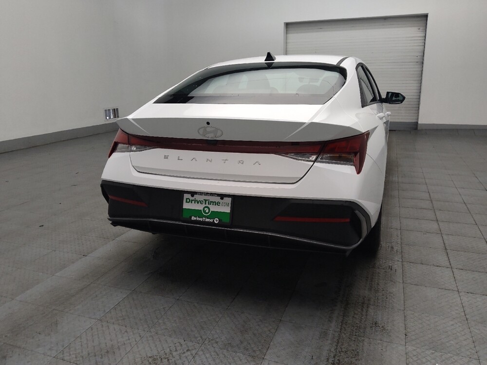 2025 Hyundai Elantra in Pelham, AL 35124 - 18137809 7