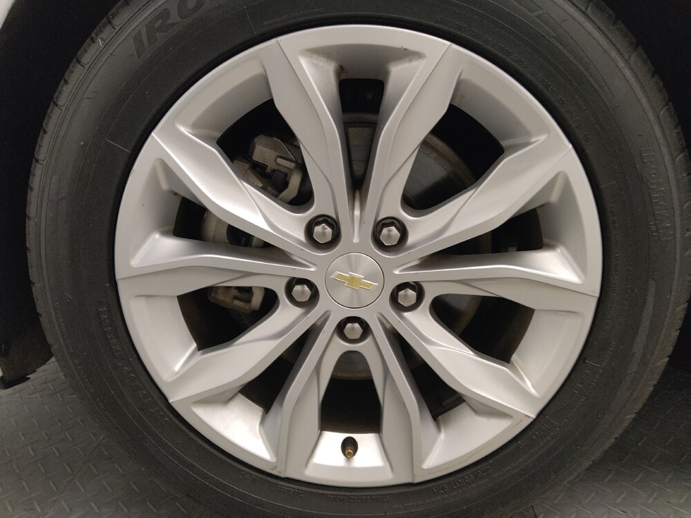 2020 Chevrolet Malibu in Union City, GA 30291 - 18137812 31