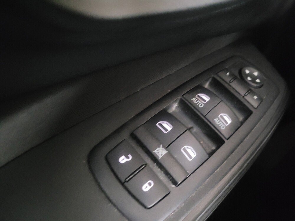 2017 Jeep Cherokee in Marietta, GA 30062 - 18137819 27