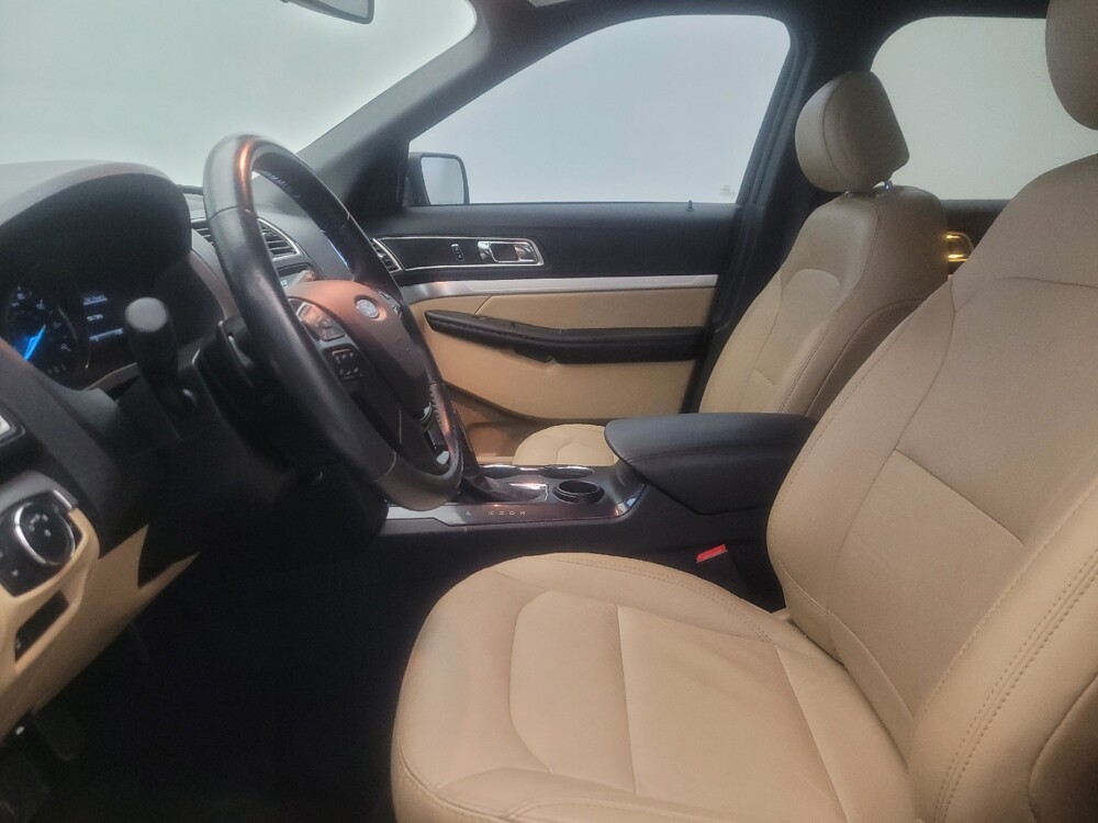 2017 Ford Explorer in Chandler, AZ 85225 - 18137830 17
