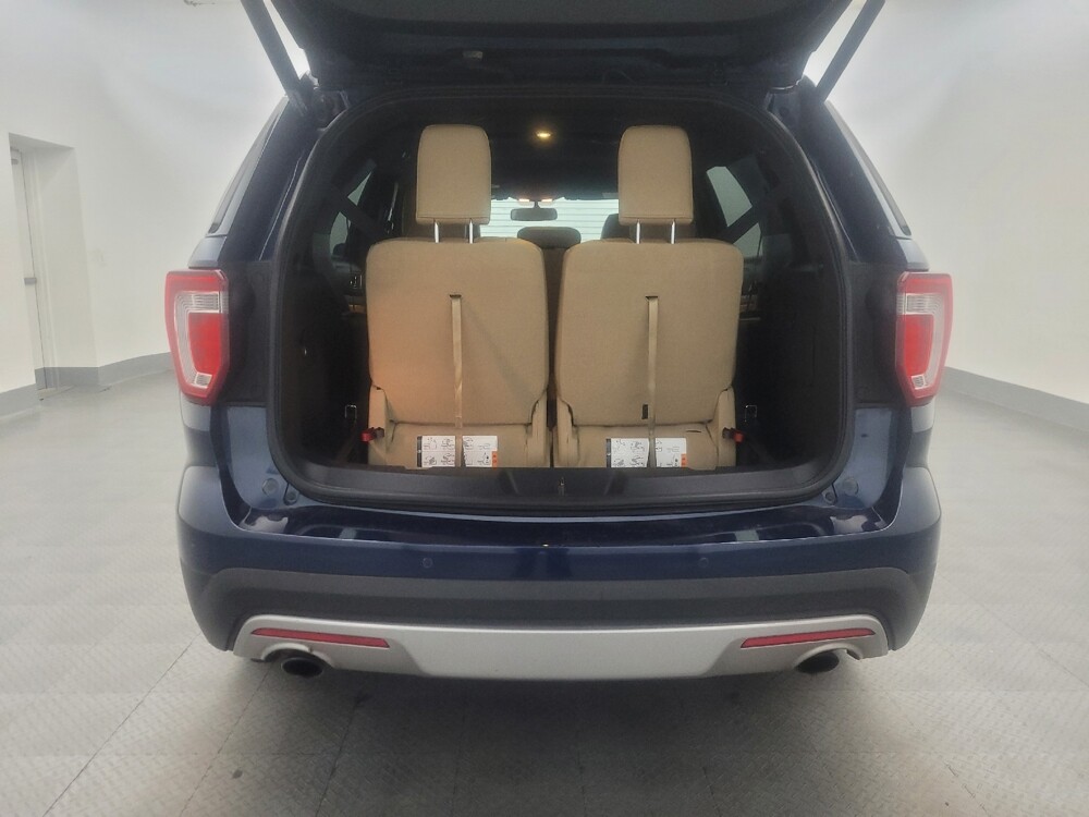 2017 Ford Explorer in Chandler, AZ 85225 - 18137830 29
