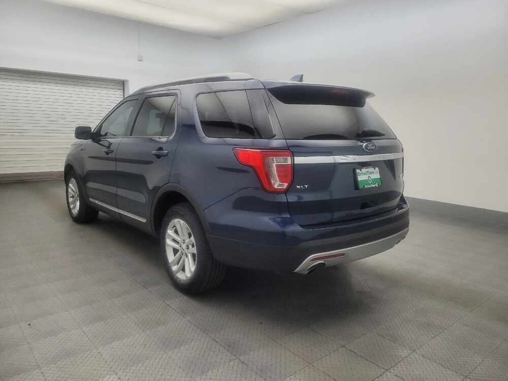 2017 Ford Explorer in Chandler, AZ 85225 - 18137830 5