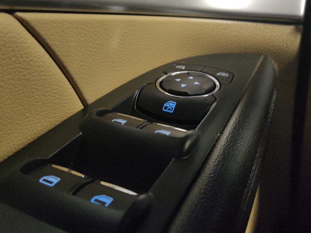2017 Ford Explorer in Chandler, AZ 85225 - 18137830 27