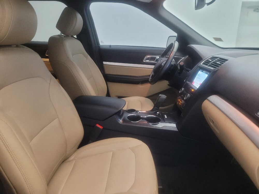 2017 Ford Explorer in Chandler, AZ 85225 - 18137830 21