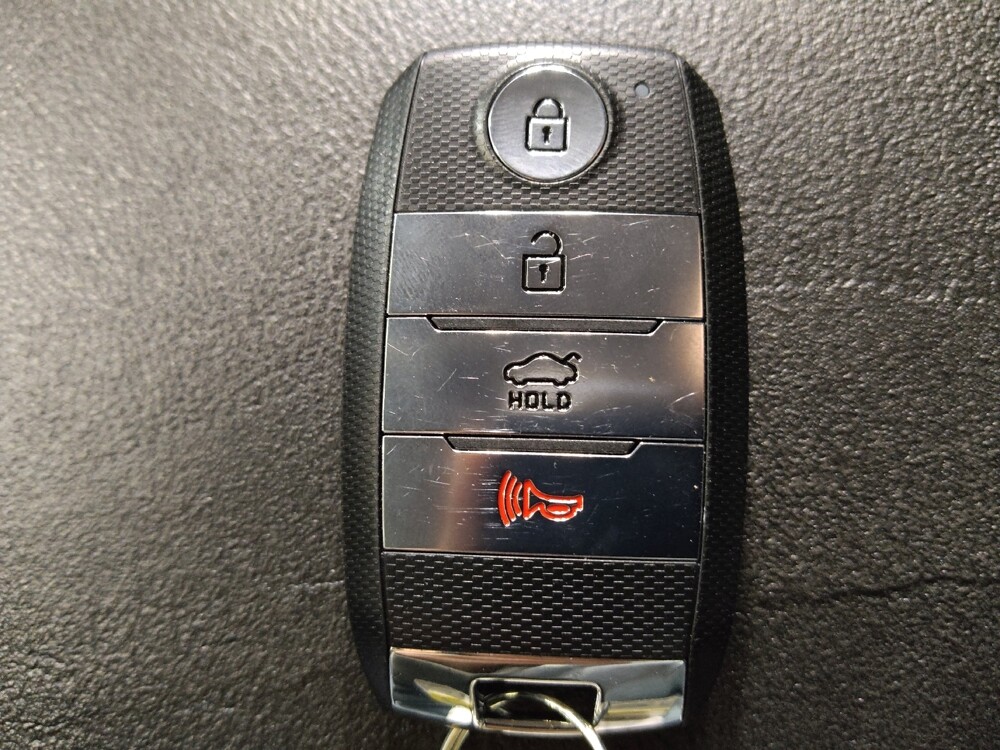 2020 Kia Optima in Lewisville, TX 75067 - 18137835 32