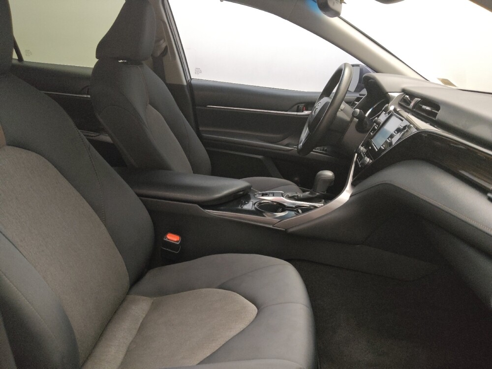 2020 Toyota Camry in Plano, TX 75074 - 18137845 21