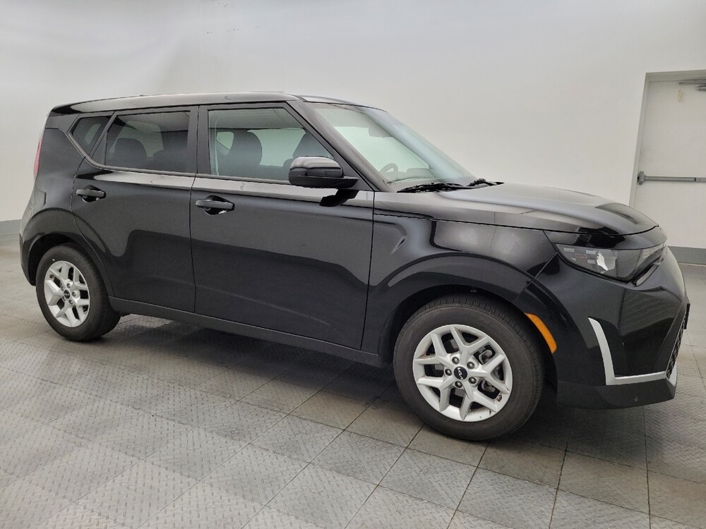 2025 Kia Soul in Phoenix, AZ 85015 - 18137854 11