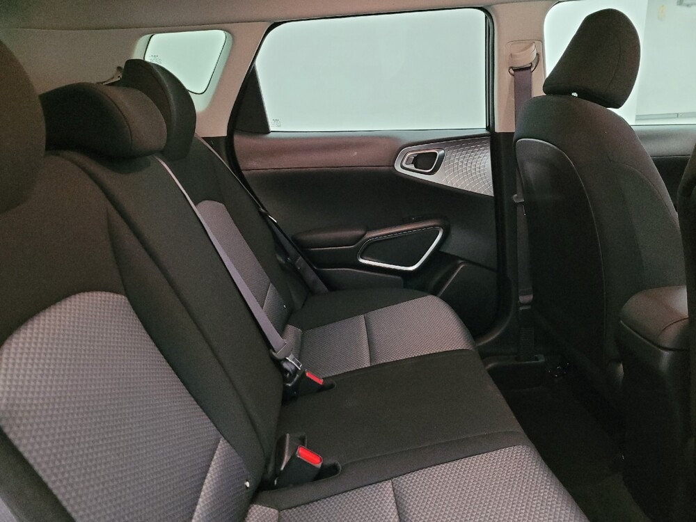 2025 Kia Soul in Phoenix, AZ 85015 - 18137854 19