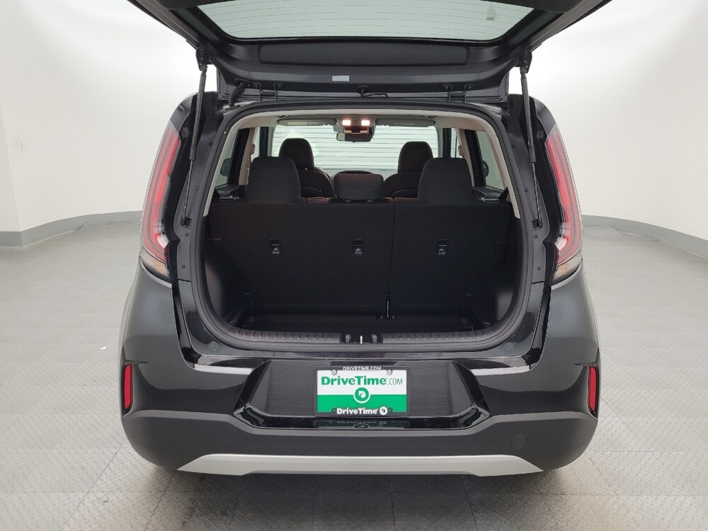 2025 Kia Soul in Phoenix, AZ 85015 - 18137854 29