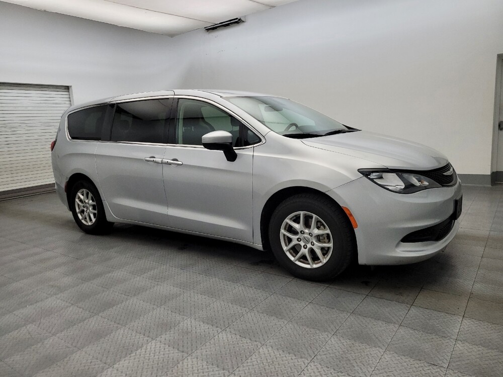2022 Chrysler Voyager in Tucson, AZ 85705 - 18137856 11