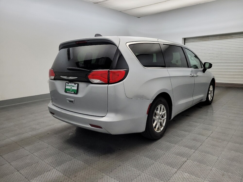 2022 Chrysler Voyager in Tucson, AZ 85705 - 18137856 9