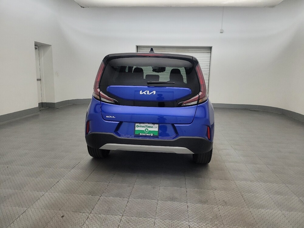 2024 Kia Soul in Chandler, AZ 85225 - 18137859 7