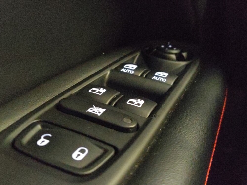 2018 Jeep Compass in Mesa, AZ 85210 - 18137865 27