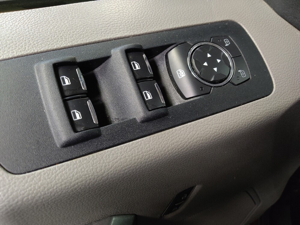 2015 Ford F150 in Tampa, FL 33619 - 18137871 27