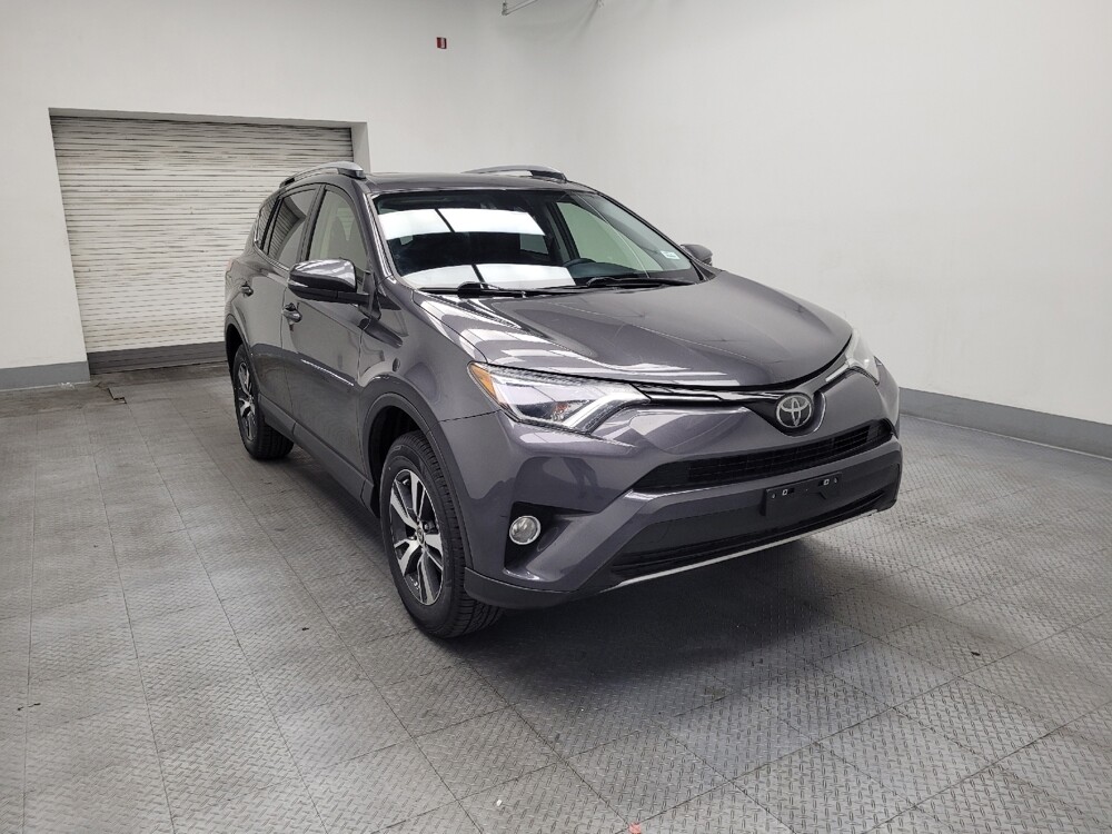2018 Toyota RAV4 in Las Vegas, NV 89104 - 18137878 13