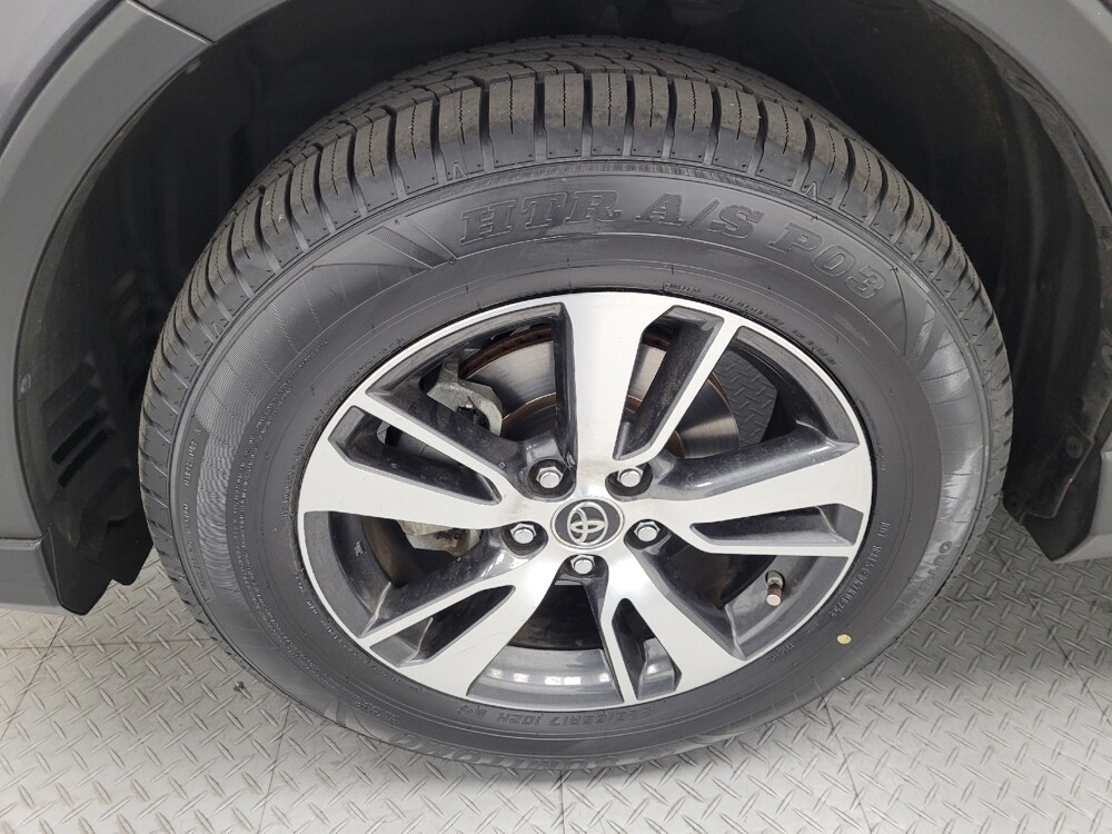 2018 Toyota RAV4 in Las Vegas, NV 89104 - 18137878 31