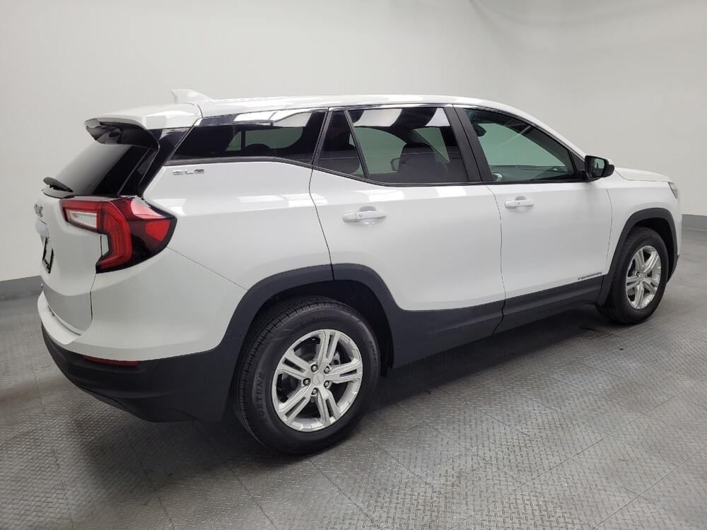 2024 GMC Terrain in Las Vegas, NV 89104 - 18137879 10