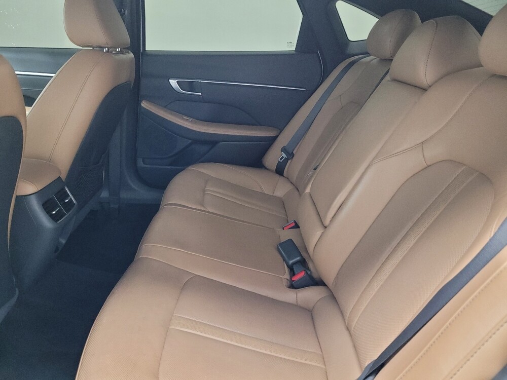 2020 Hyundai Sonata in Las Vegas, NV 89104 - 18137885 18
