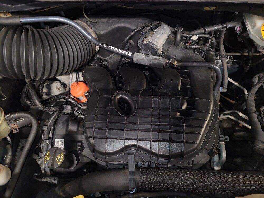 2015 Chrysler Town & Country in Gainesville, FL 32609 - 18137892 30