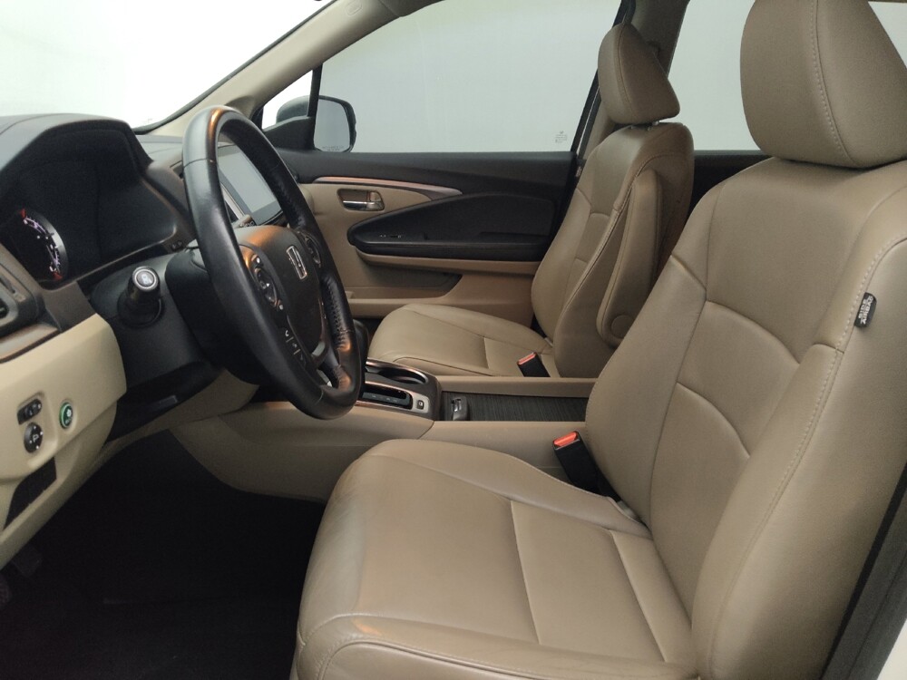 2016 Honda Pilot in Hialeah, FL 33014 - 18137893 17