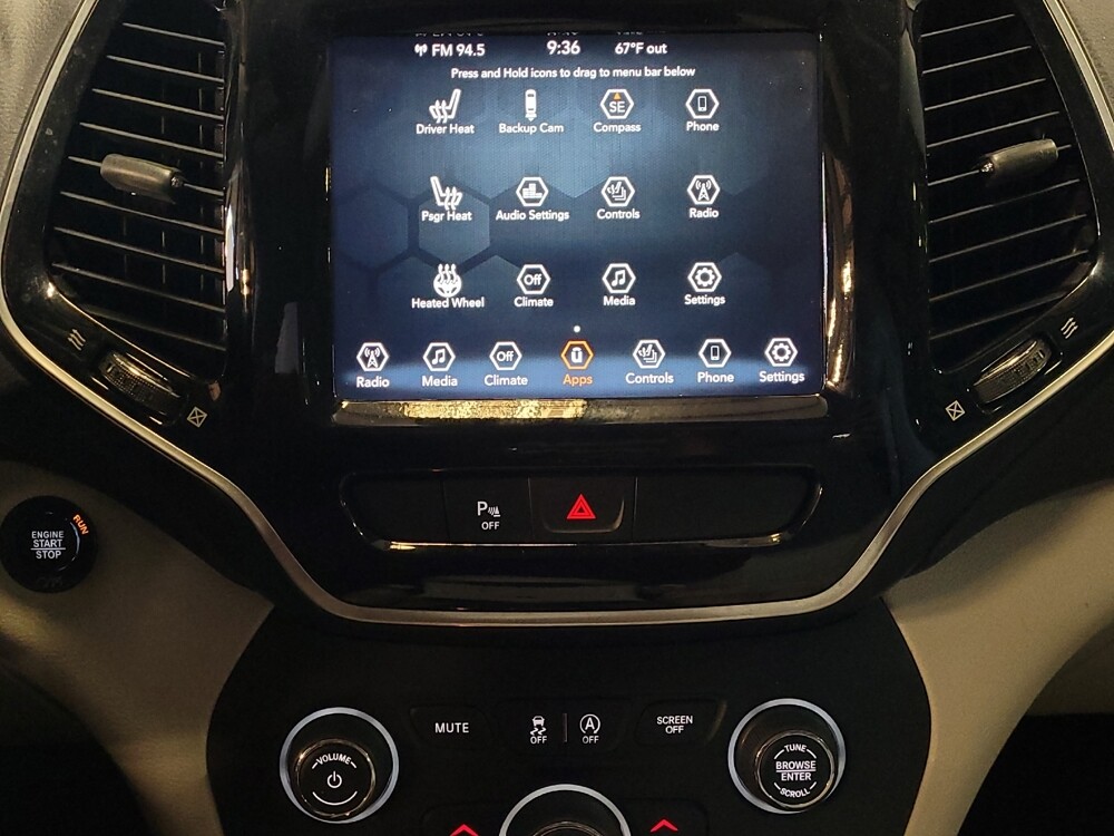 2020 Jeep Cherokee in Lauderdale Lakes, FL 33313 - 18137899 25