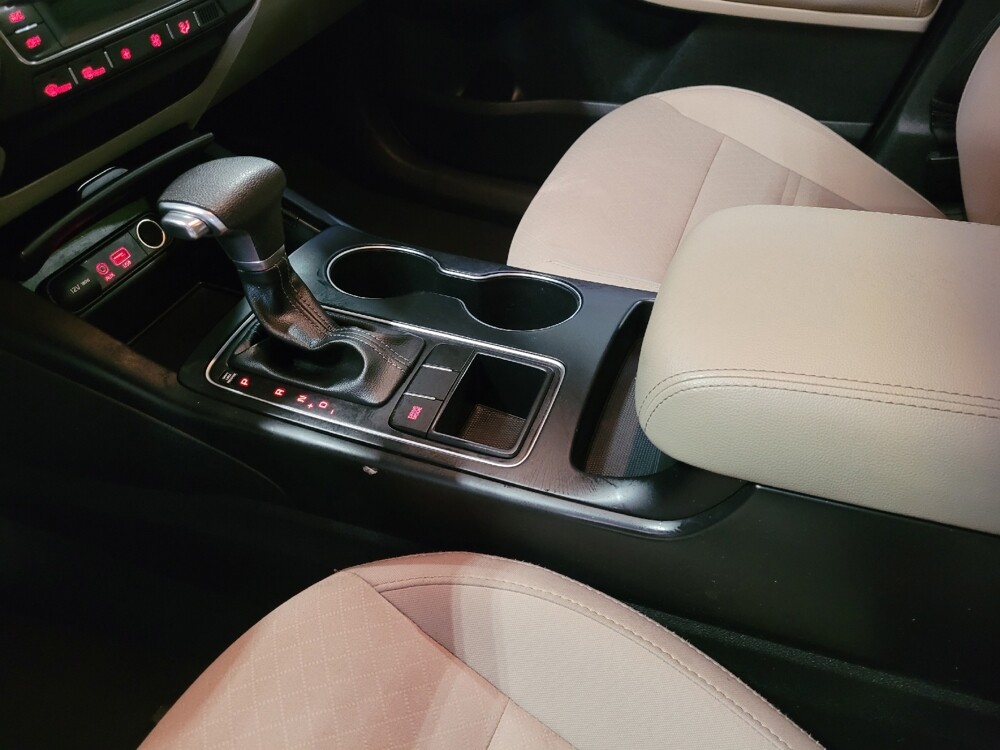 2019 Kia Sorento in Orlando, FL 32808 - 18137911 26