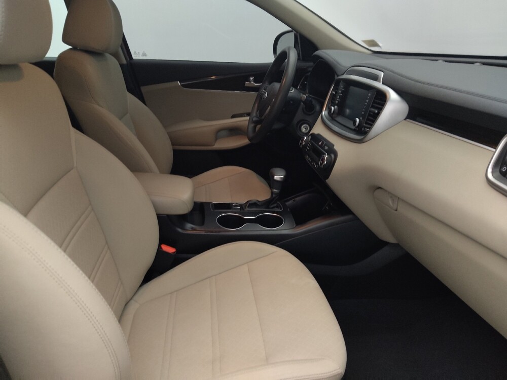 2019 Kia Sorento in Orlando, FL 32808 - 18137911 21