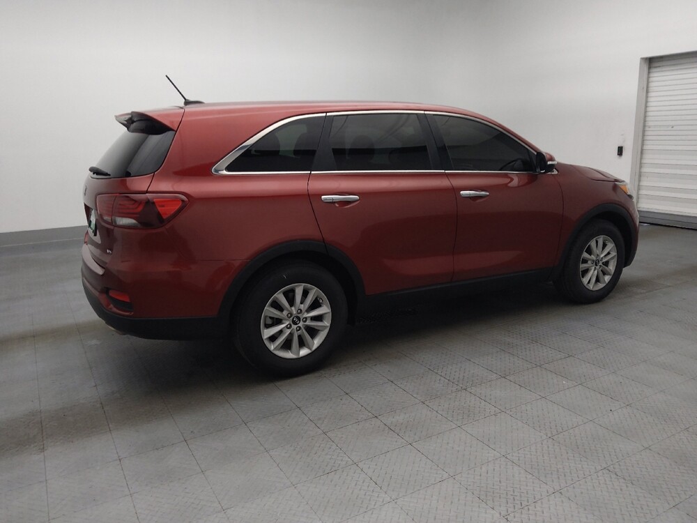 2019 Kia Sorento in Orlando, FL 32808 - 18137911 10